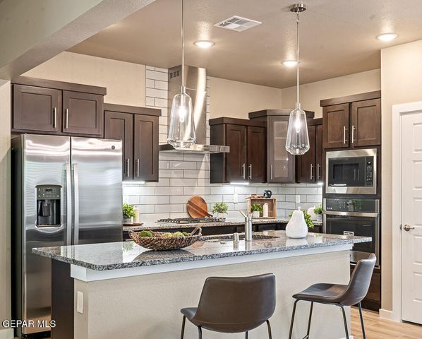 1802 Kelsey Davis Avenue, El Paso, TX 79928