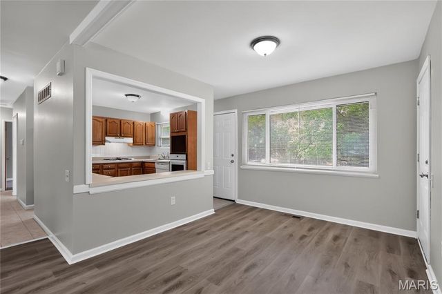 2245 Saint Catherine Street, Florissant, MO 63033