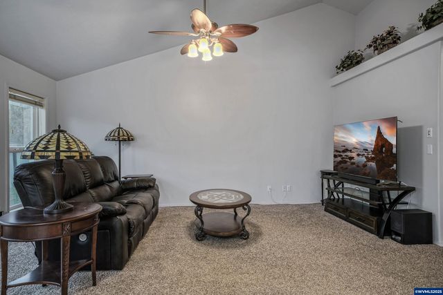 959 Stonebridge Av NE, Keizer, OR 97303