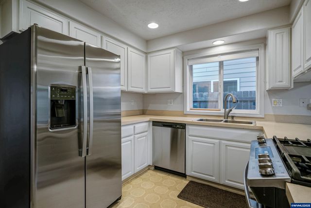 959 Stonebridge Av NE, Keizer, OR 97303