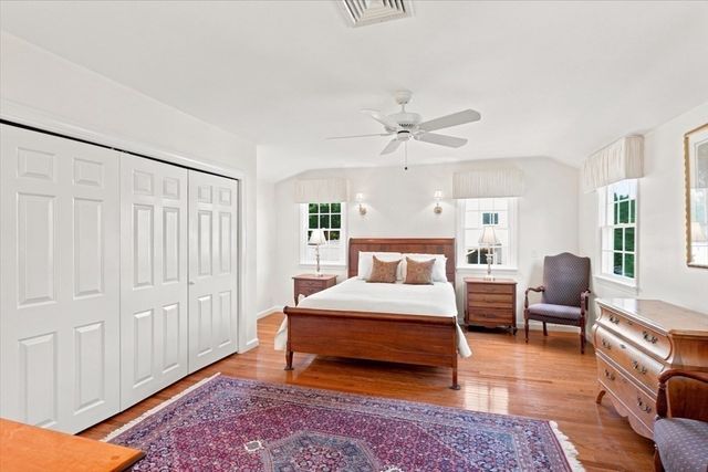 8 Emery St, Peabody, MA 01960