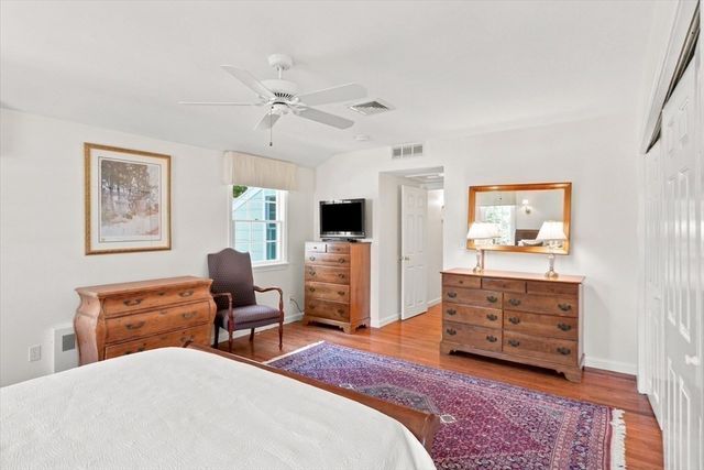 8 Emery St, Peabody, MA 01960