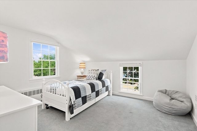 8 Emery St, Peabody, MA 01960