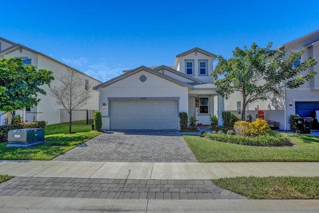 1905 Vernon Street Top Floor, Lake Worth Beach, FL 33460