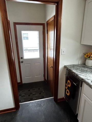 922 S 10TH AVENUE, Wausau, WI 54401