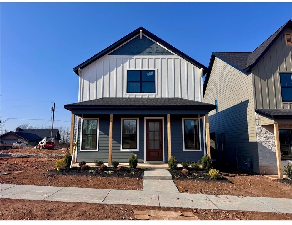 2312 31st Place, Rogers, AR 72758