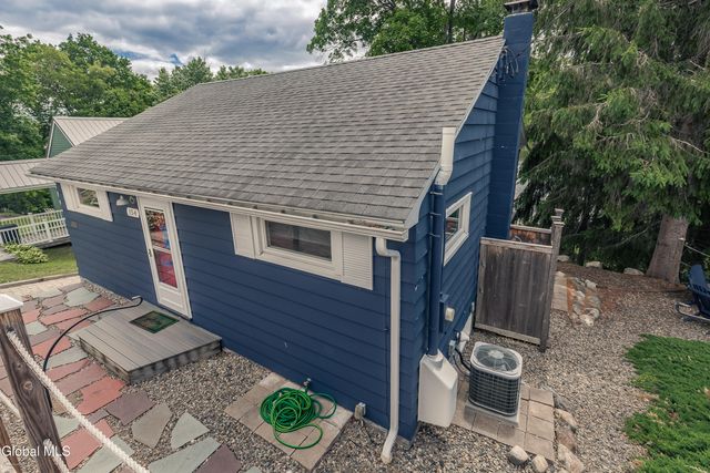 154 Lakeside Drive, Mayfield, NY 12117
