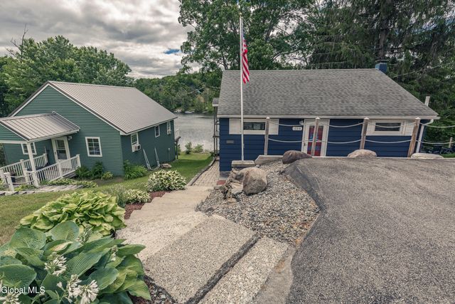 154 Lakeside Drive, Mayfield, NY 12117