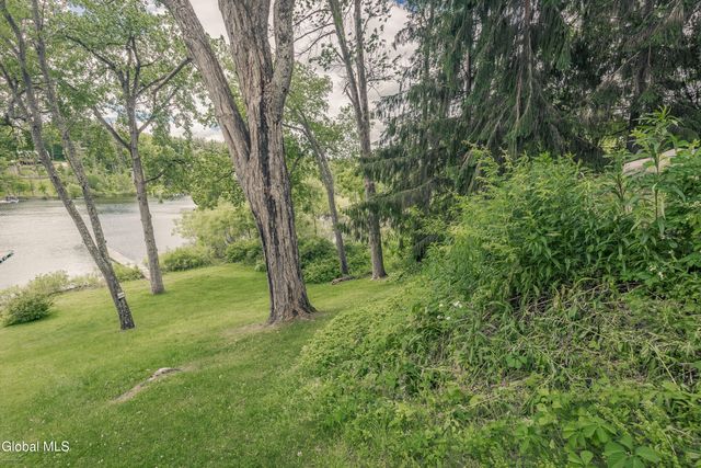 154 Lakeside Drive, Mayfield, NY 12117