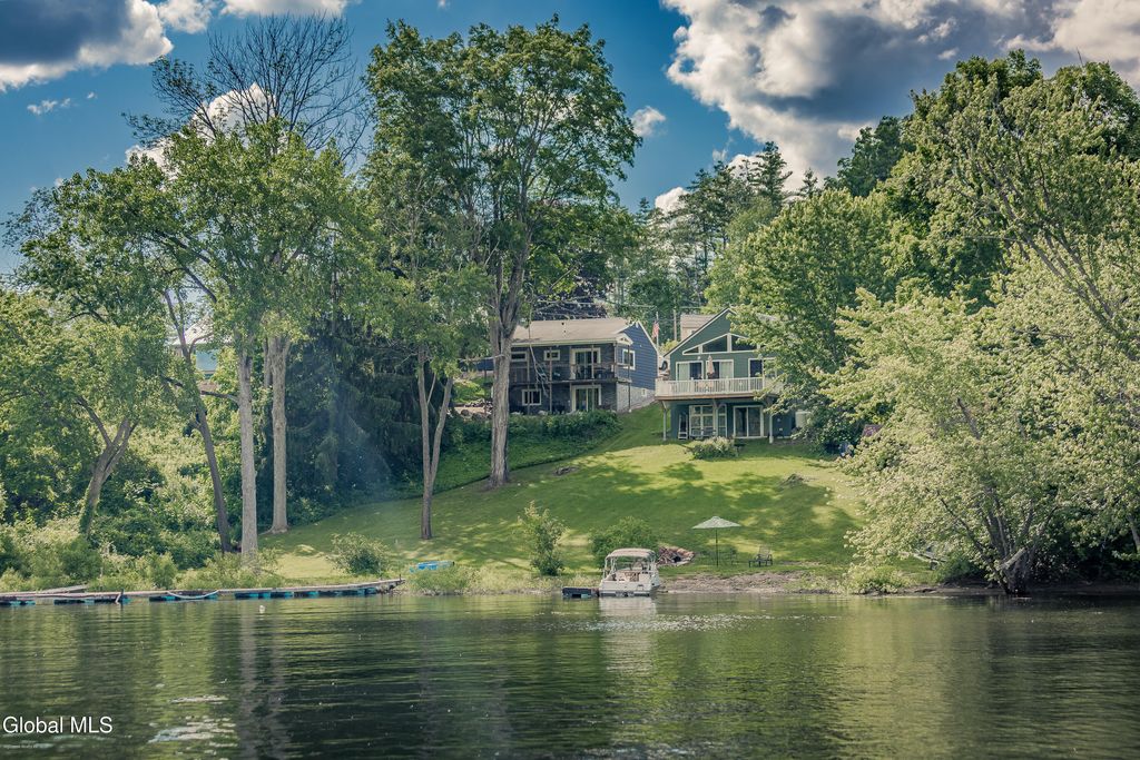 154 Lakeside Drive, Mayfield, NY 12117