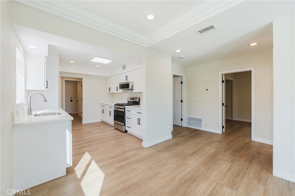 709 Fraser Avenue, Los Angeles, CA 90022 — photo 5