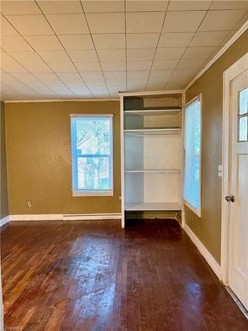 413 Greenwood Drive, High Point, NC 27262