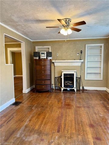 413 Greenwood Drive, High Point, NC 27262