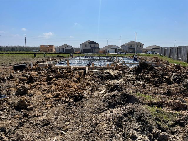 657 Pomegranate Lane, La Marque, TX 77568