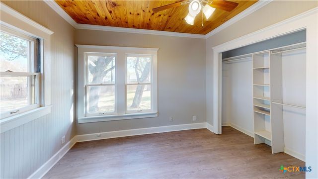 859 Refugio Highway, Victoria, TX 77905