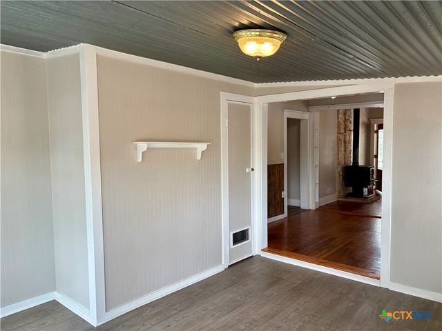 859 Refugio Highway, Victoria, TX 77905