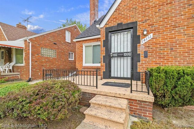 14151 Bringard Drive, Detroit, MI 48205