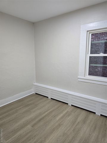 185 Mill Street, Poughkeepsie, NY 12601