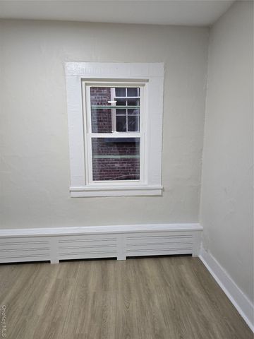 185 Mill Street, Poughkeepsie, NY 12601