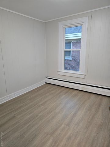 185 Mill Street, Poughkeepsie, NY 12601