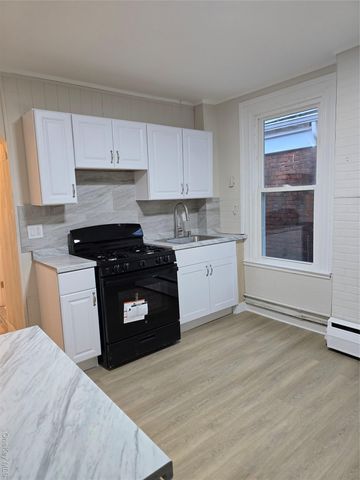 185 Mill Street, Poughkeepsie, NY 12601