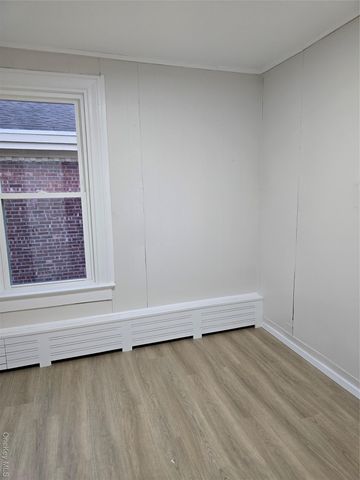 185 Mill Street, Poughkeepsie, NY 12601