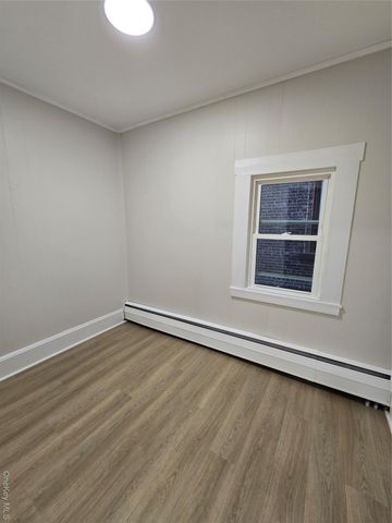 185 Mill Street, Poughkeepsie, NY 12601