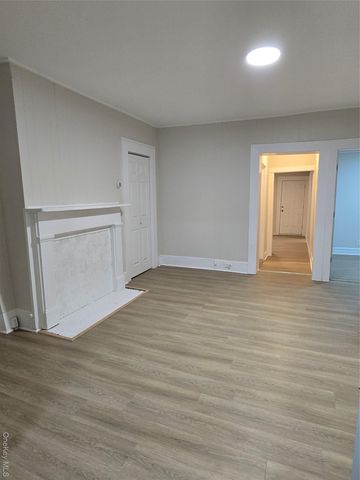 185 Mill Street, Poughkeepsie, NY 12601