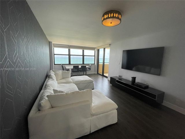 2555 Collins Ave 1409, Miami Beach, FL 33140