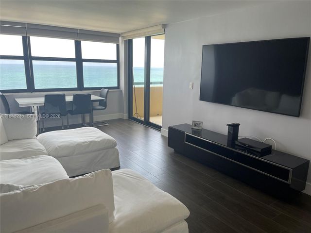 2555 Collins Ave 1409, Miami Beach, FL 33140