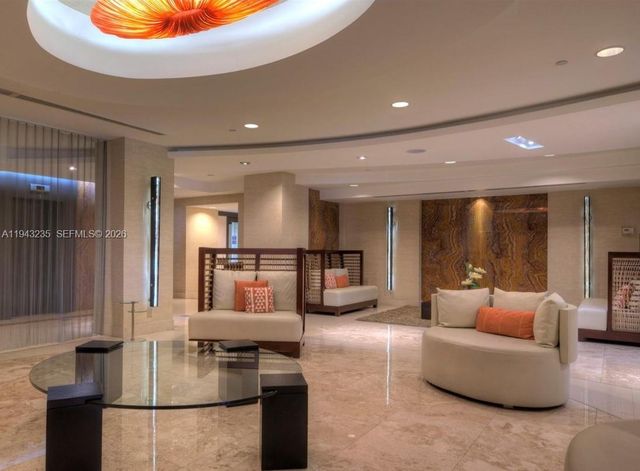 2555 Collins Ave 1409, Miami Beach, FL 33140