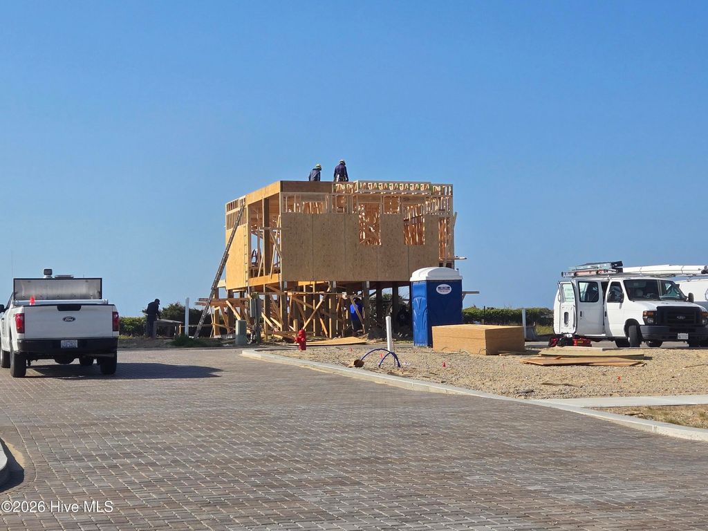 137 Ocean Promenade, Atlantic Beach, NC 28512