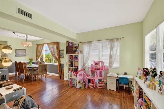 1224 N K St, Lake Worth, FL 33460