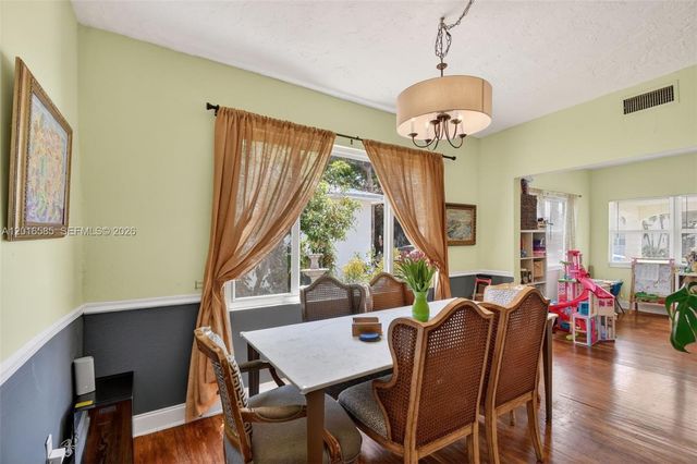 1224 N K St, Lake Worth, FL 33460