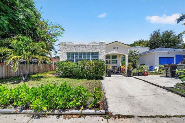 1224 N K St, Lake Worth, FL 33460