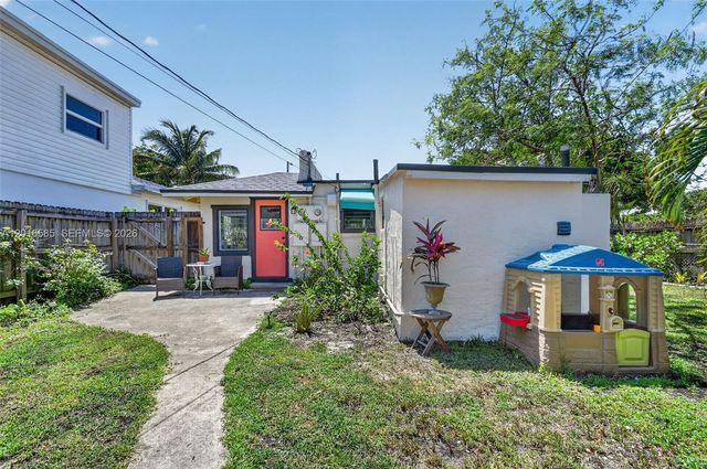 1224 N K St, Lake Worth, FL 33460