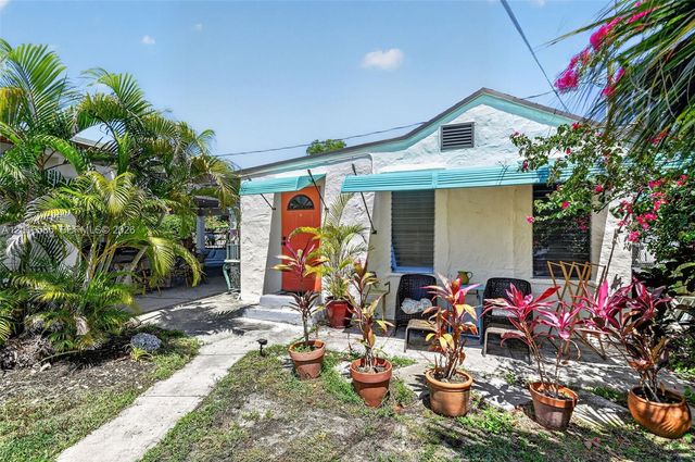 1224 N K St, Lake Worth, FL 33460