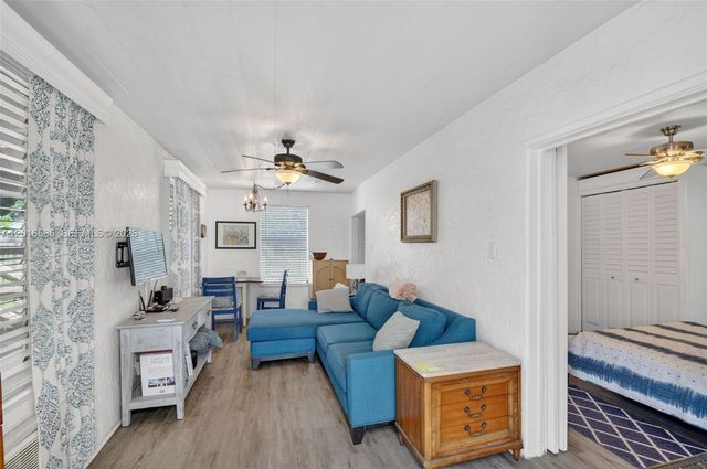 1224 N K St, Lake Worth, FL 33460