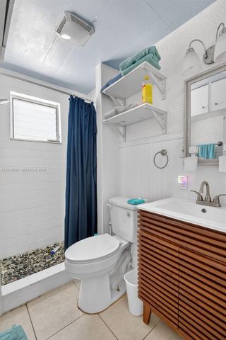 1224 N K St, Lake Worth, FL 33460