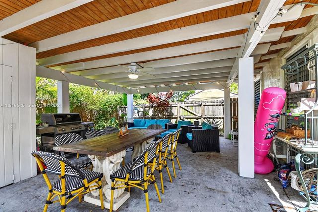 1224 N K St, Lake Worth, FL 33460