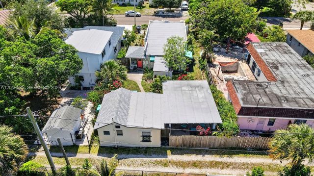1224 N K St, Lake Worth, FL 33460