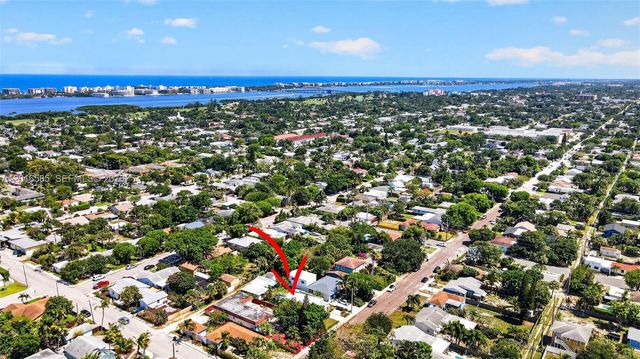 1224 N K St, Lake Worth, FL 33460
