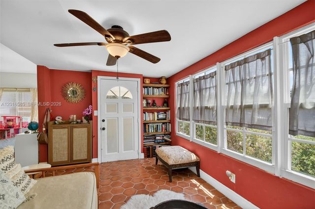 1224 N K St, Lake Worth, FL 33460