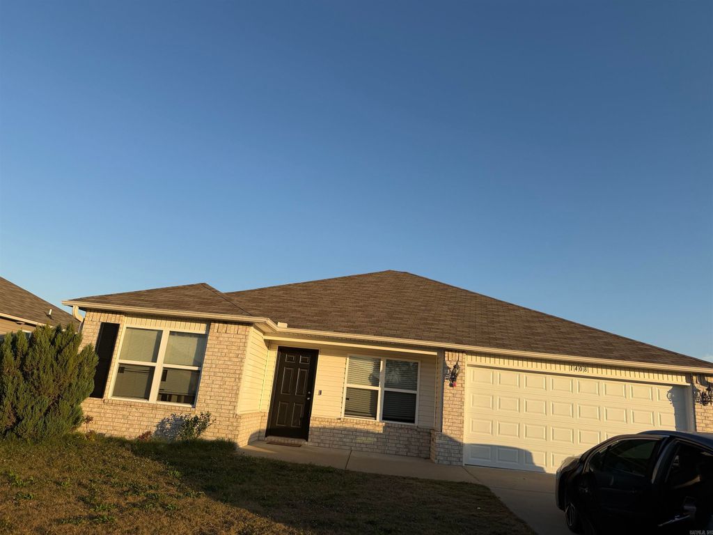 1408 Yarrow Dr, North Little Rock, AR 72117