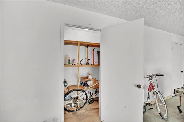103 W Park Shores Circle 10W, Vero Beach, FL 32963