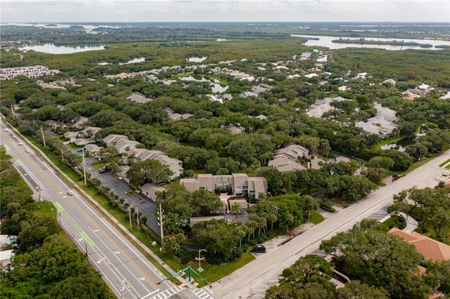 103 W Park Shores Circle 10W, Vero Beach, FL 32963