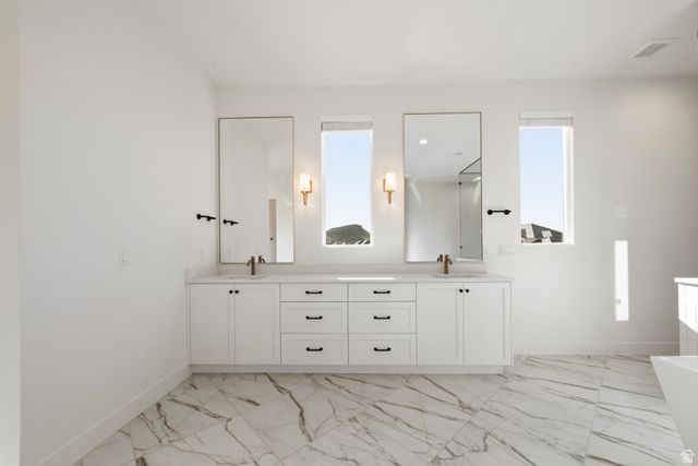 3277 S WALNUT CANYON DR, St. George, UT 84790