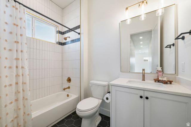 3277 S WALNUT CANYON DR, St. George, UT 84790