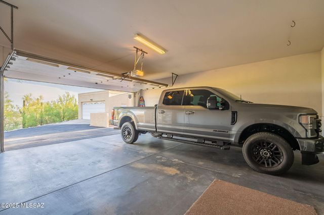 4931 N Pontatoc Road, Tucson, AZ 85718