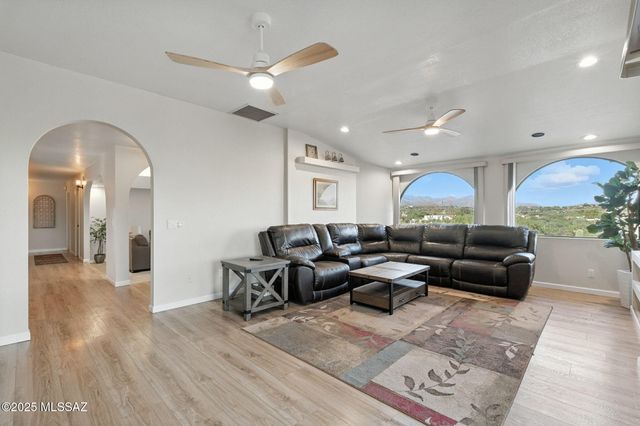 4931 N Pontatoc Road, Tucson, AZ 85718